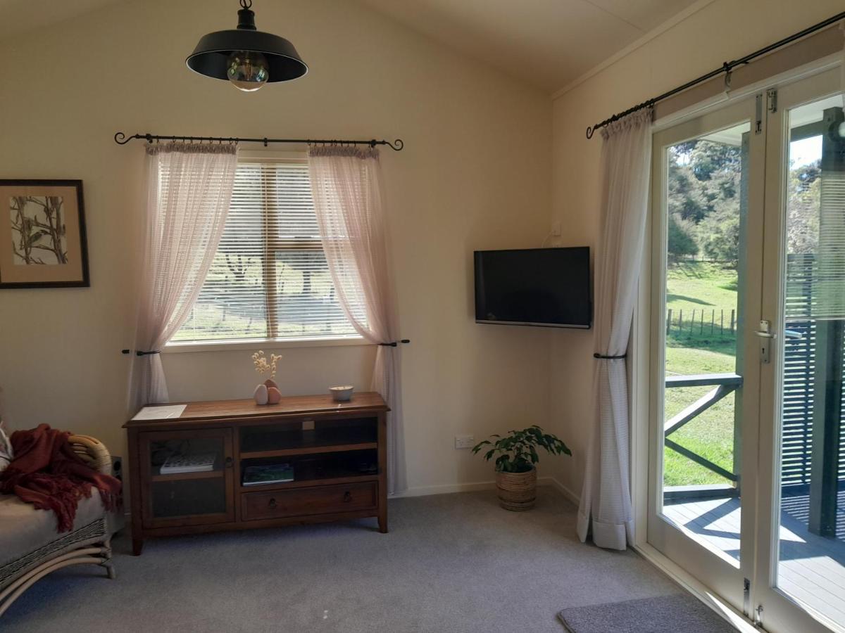 Kuaotunu'S Peebles Cottage Bagian luar foto
